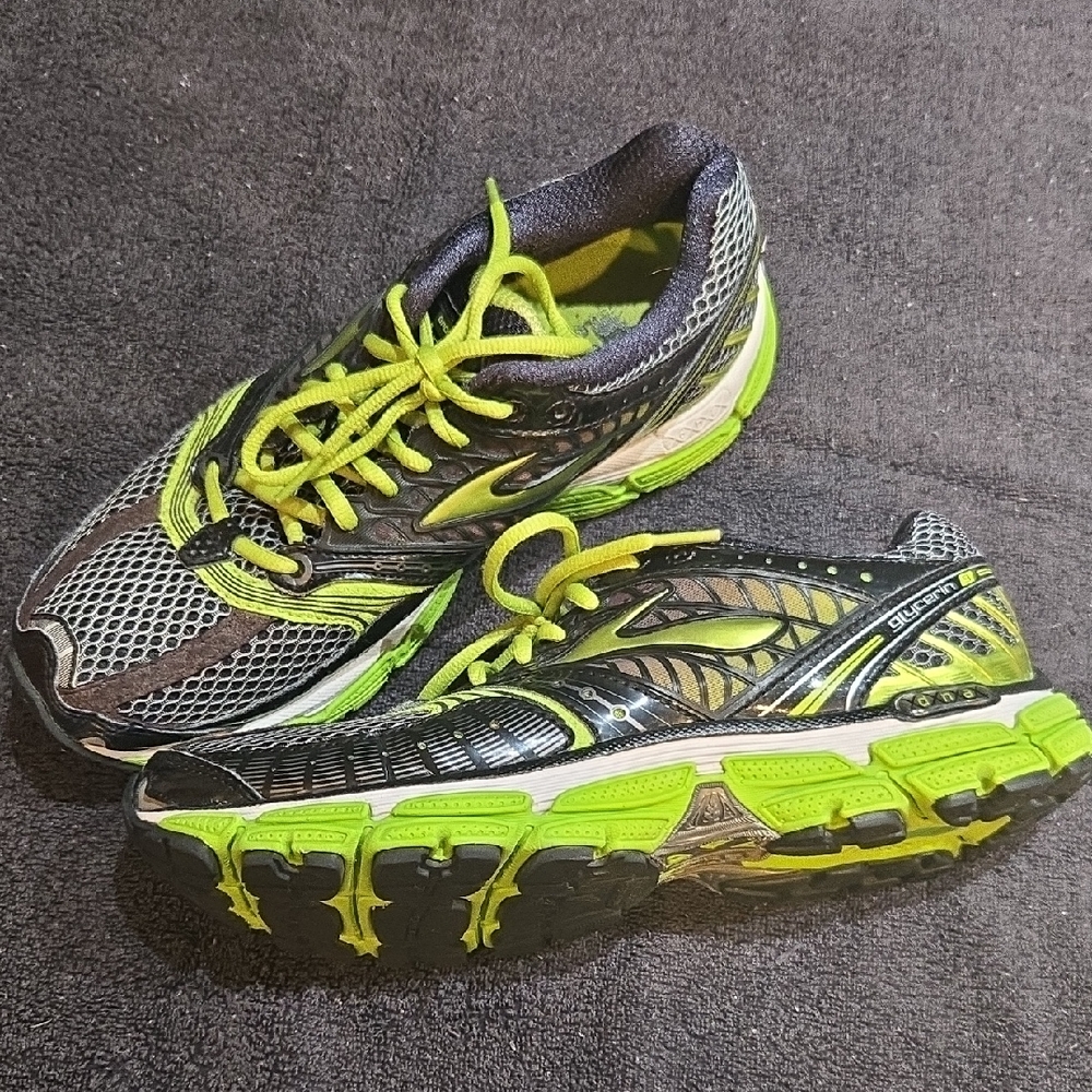 Brooks Glycerin 9 DNA Running Shoes